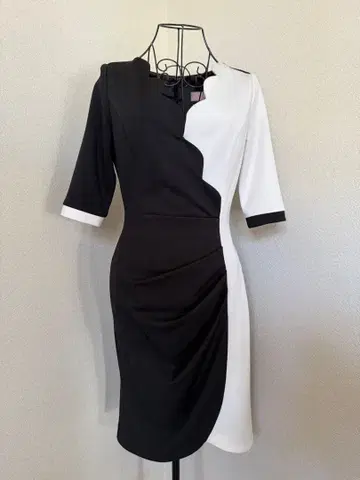 소브레 바이컬러 드레이프 타이트 드레스