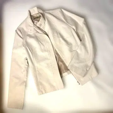 아이보리 자켓 M 스웨이드 느낌 화이트 흰색 하이넥 스타일 포켓 있음