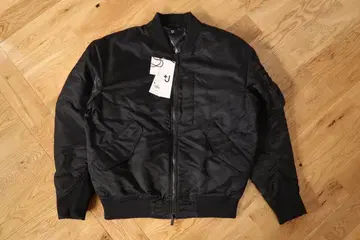 하이브리드 다운 오버 사이즈 MA-1 +J UNIQLO