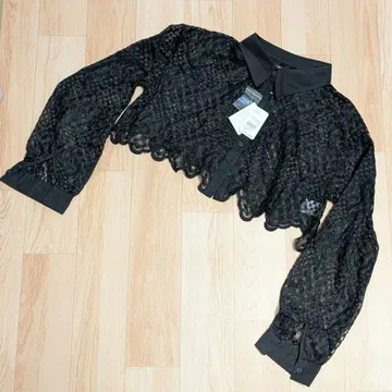 GORGE 레이스 숏 기장 긴팔 셔츠 블랙 프리 사이즈