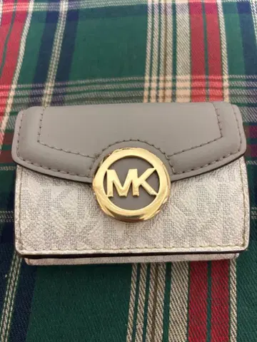 MICHAEL KORS 마이클 코스 3단 폴더형 지갑 화이트