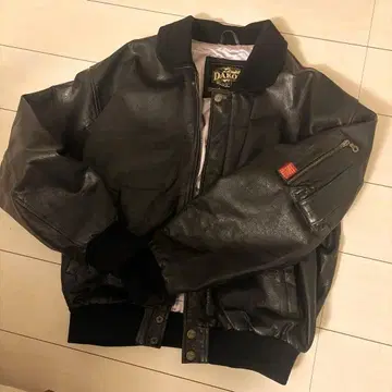 DAKOTA 레더 봄버 자켓 블랙
