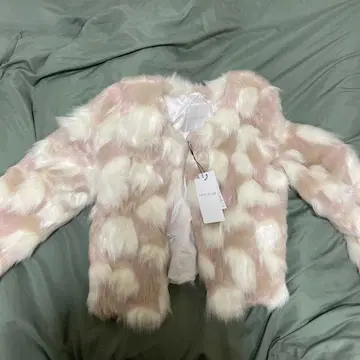 핑크 화이트 퍼 자켓 M 사이즈