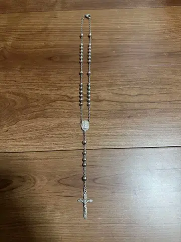 돌체앤가바나 목걸이