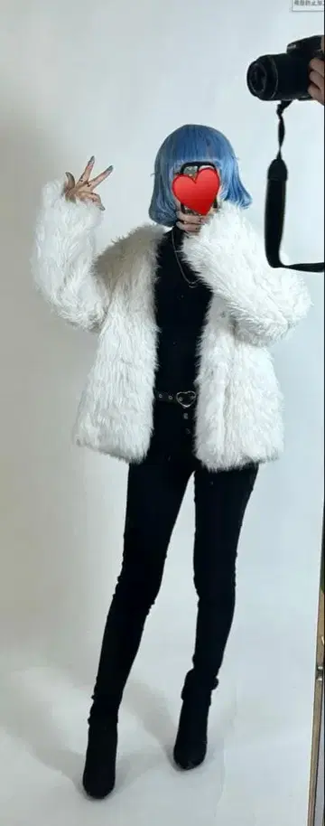 에브리데이 호스트 미오 코스프레