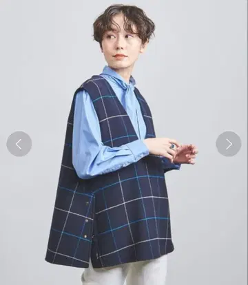 택 포함 새상품 UNITED ARROWS 리버서블 V 넥 베스트