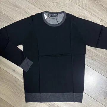 JOHN SMEDLEY 바이컬러 크루넥 니트