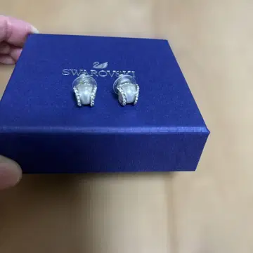 스와로브스키 펄 귀걸이