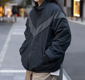 리버서블 V 라인 블루종