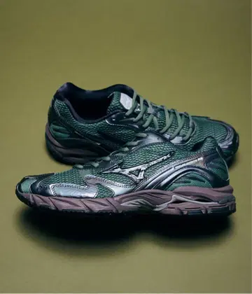 미즈노 스니커즈