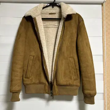 ZARA 브라운 플라이트 자켓 M 사이즈