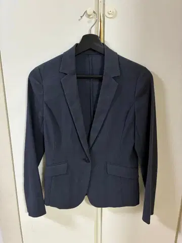 네이비 테일러드 자켓