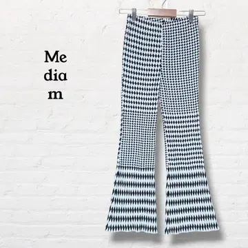 Mediam 미디엄 다이아 무늬 니트 플레어 팬츠 벨보텀 [ 1 ]
