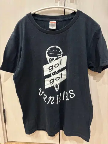[ 증정 포함 ] go!go!vanillas! 티셔츠 2장