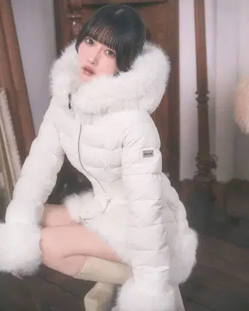 미셸 마카롱 미각 슬림 인조 모피 다운 코트 프리 사이즈 화이트