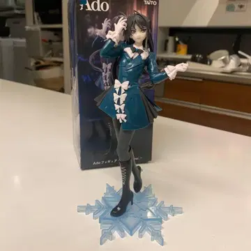 Ado 피규어 TAITO Winter ver.