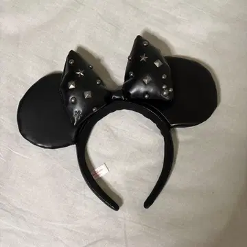 미니쨩 머리띠 가죽 느낌 스터드 부착