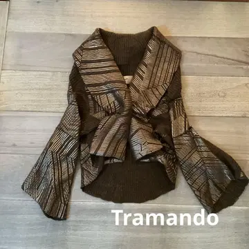 새상품급 Tramando 트라만도 니트 자켓 브라운 x 골드