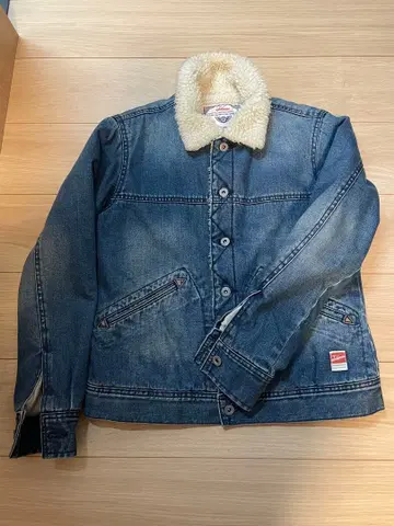 보아 부착 데님 자켓