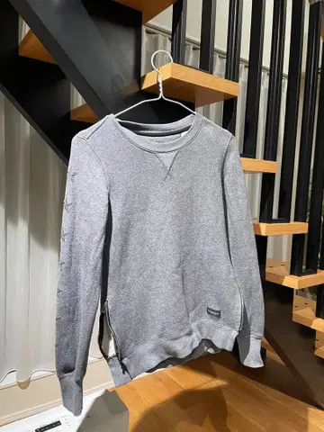 오버 디자인, 디테일 맨투맨