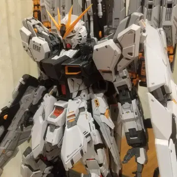 중국산 프라모델 MG 사이즈 뉴 완성품