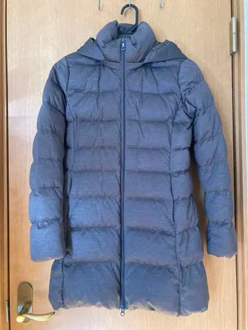 유니클로 울트라 라이트 다운 코트 S 그레이