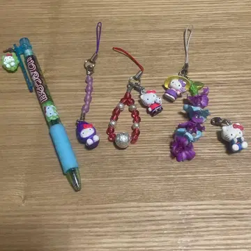 지역 한정 키티 묶음 판매 당시 물품