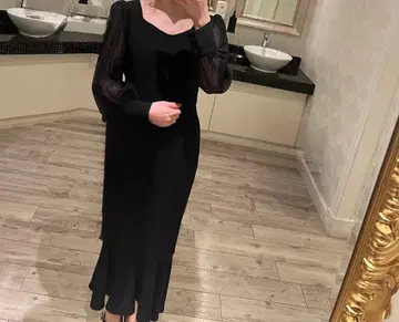 엘레강트 블랙 드레스 시스루 소매