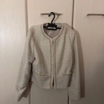 아이보리 트위드 노카라 자켓