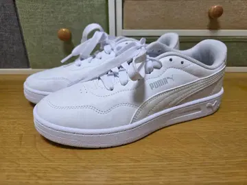PUMA 스니커즈 24cm