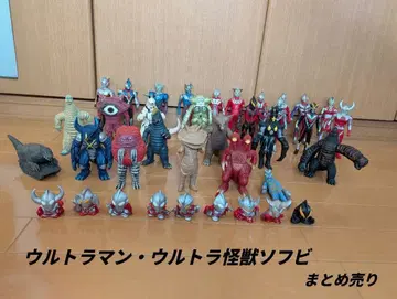 울트라맨 시리즈 괴수 피규어 36개 (덤 발탄 성인 1개) 세트