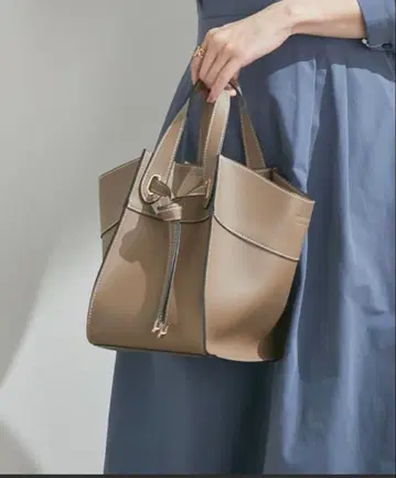 [ 택 포함 미사용 새상품 ] VIS 프론트 타이백