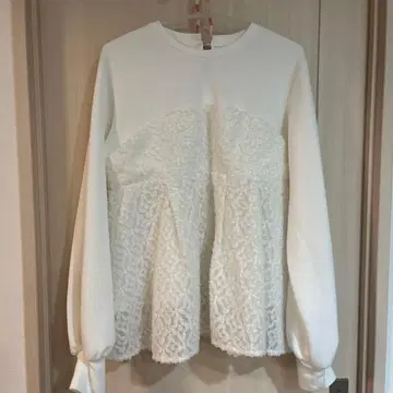 나노 유니버스 레이스 맨투맨 긴팔 상의 화이트