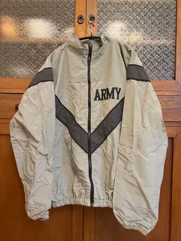 ARMY 로고 베이지 나일론 자켓 M/L