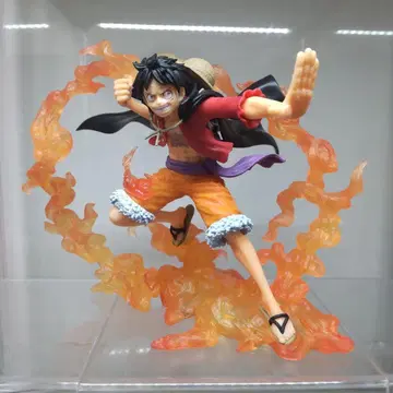 몽키 D 루피 [제일복권 장인의 계보 결투의 기억] A상 피규어