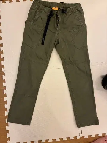 GRIPSWANY 카고 팬츠 올리브 색상