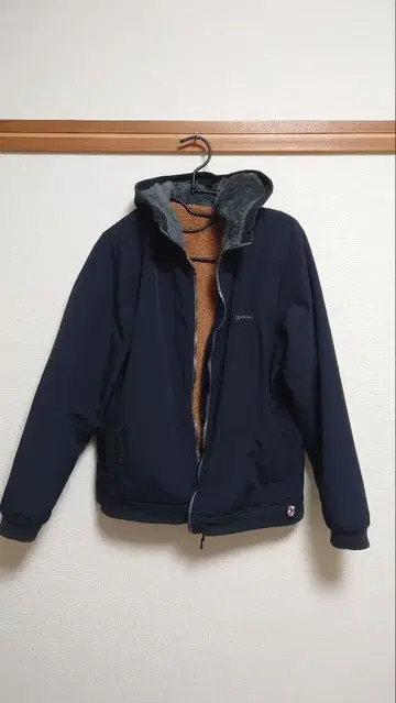 짐 마스터 (gym master) 리버서블 자켓 M 사이즈