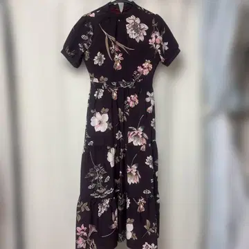 에밀리아 위즈 꽃무늬 롱 원피스