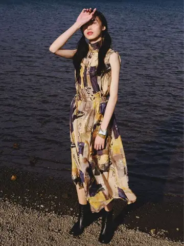 Ameri EMILIE GATHER DRESS M 사이즈