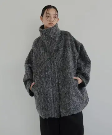 hellam 샤기 스탠드 카라 코트