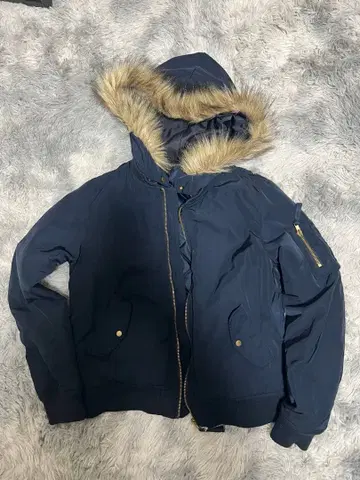 퍼 부착 아우터