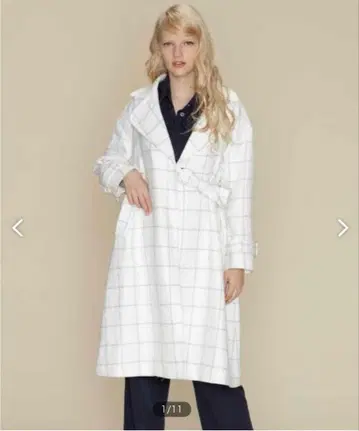 택 포함 새상품 [ 그레이스 콘티넨탈 ] 린넨 체크 트렌치코트