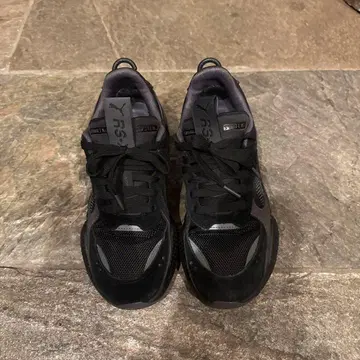 PUMA GORE-TEX 러닝화 24cm