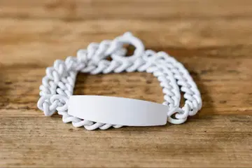 [ 미사용 새상품 ] MB 더블 체인 블레스 화이트 코팅