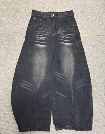 블랙 와이드 레그 데님