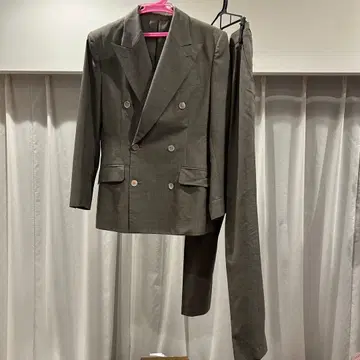 MARGARETHOWELL 마가렛호웰 더블 브레스트 셋업