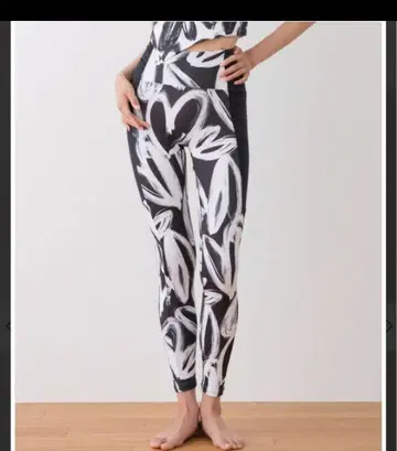 SUKALA 추상 패턴 레깅스 스카라 백 2개