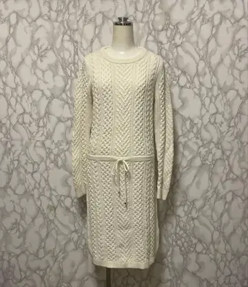 TRUSSARDI 트루사르디 디자인 니트 원피스