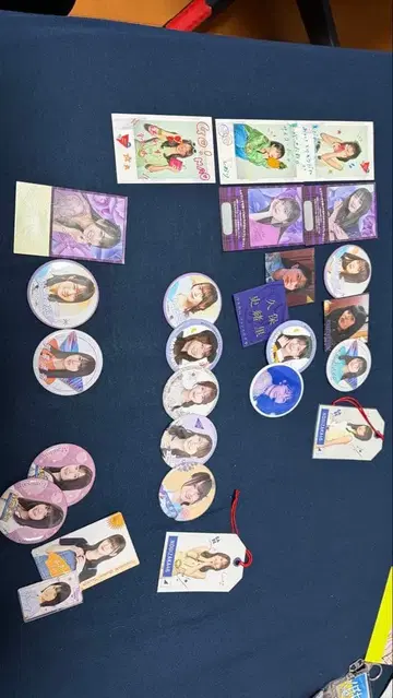 노기자카46 캔 배지 묶음 판매