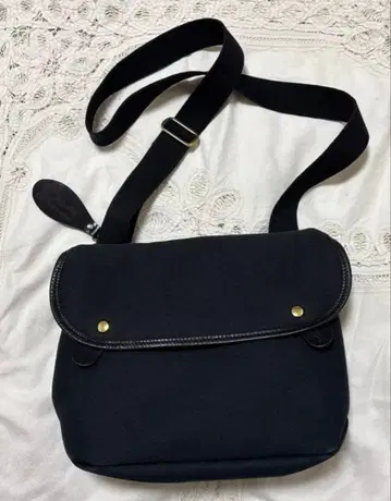 브레디 에이본 Brady AVON 숄더백